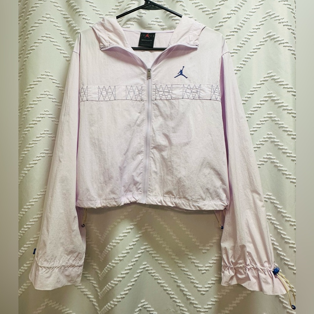 Jordan Sport Women’s Lightweight Jacket Size Small